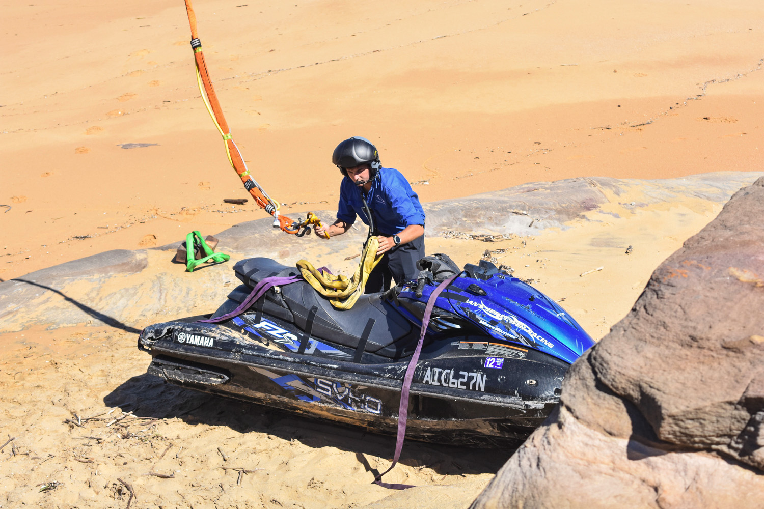 Aerial Crane/Lifting Coast Helicopters Flights and Tours